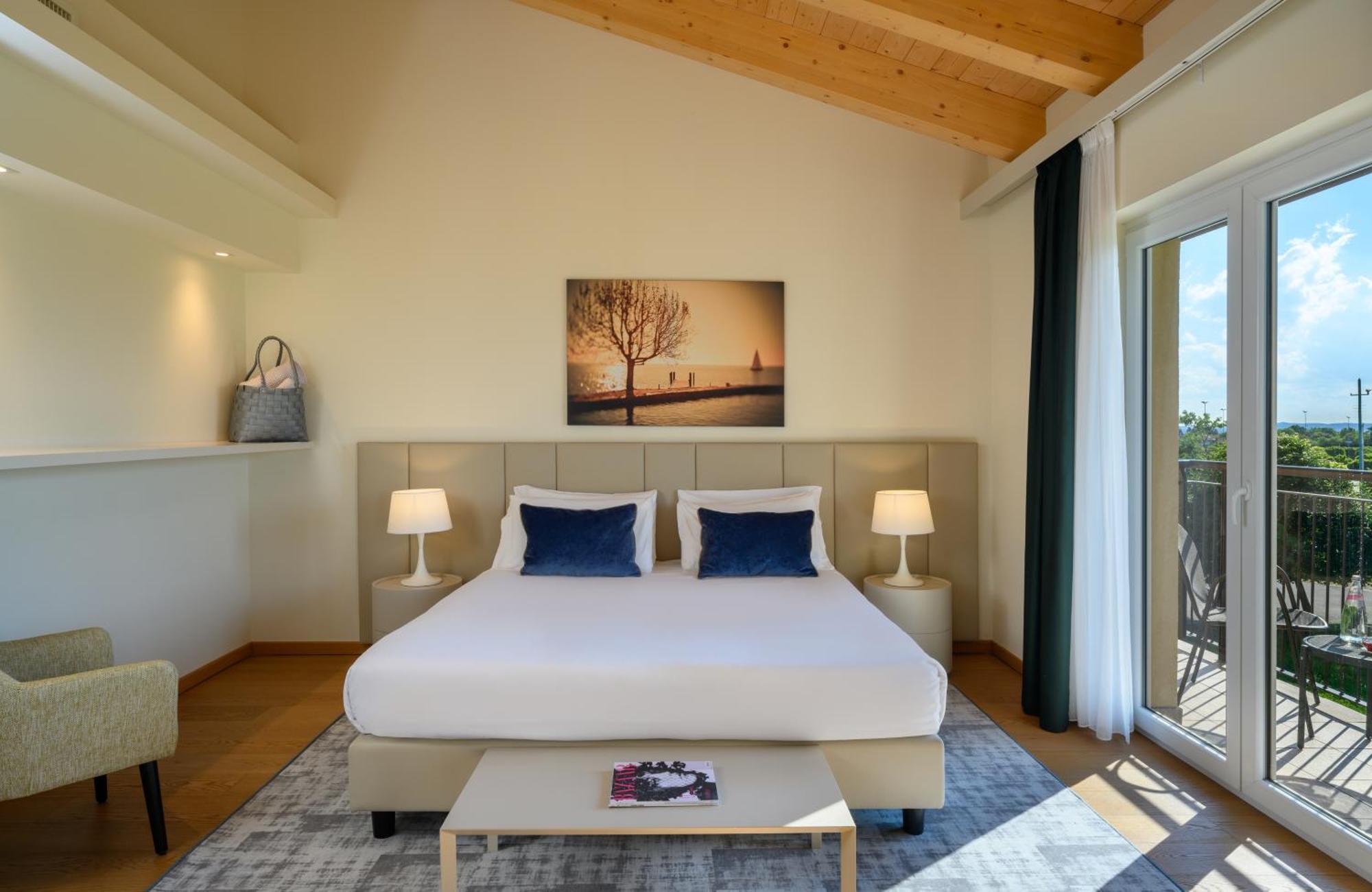 Leonardo Hotel Lago Di Garda - Wellness And Spa Lazise Exteriör bild