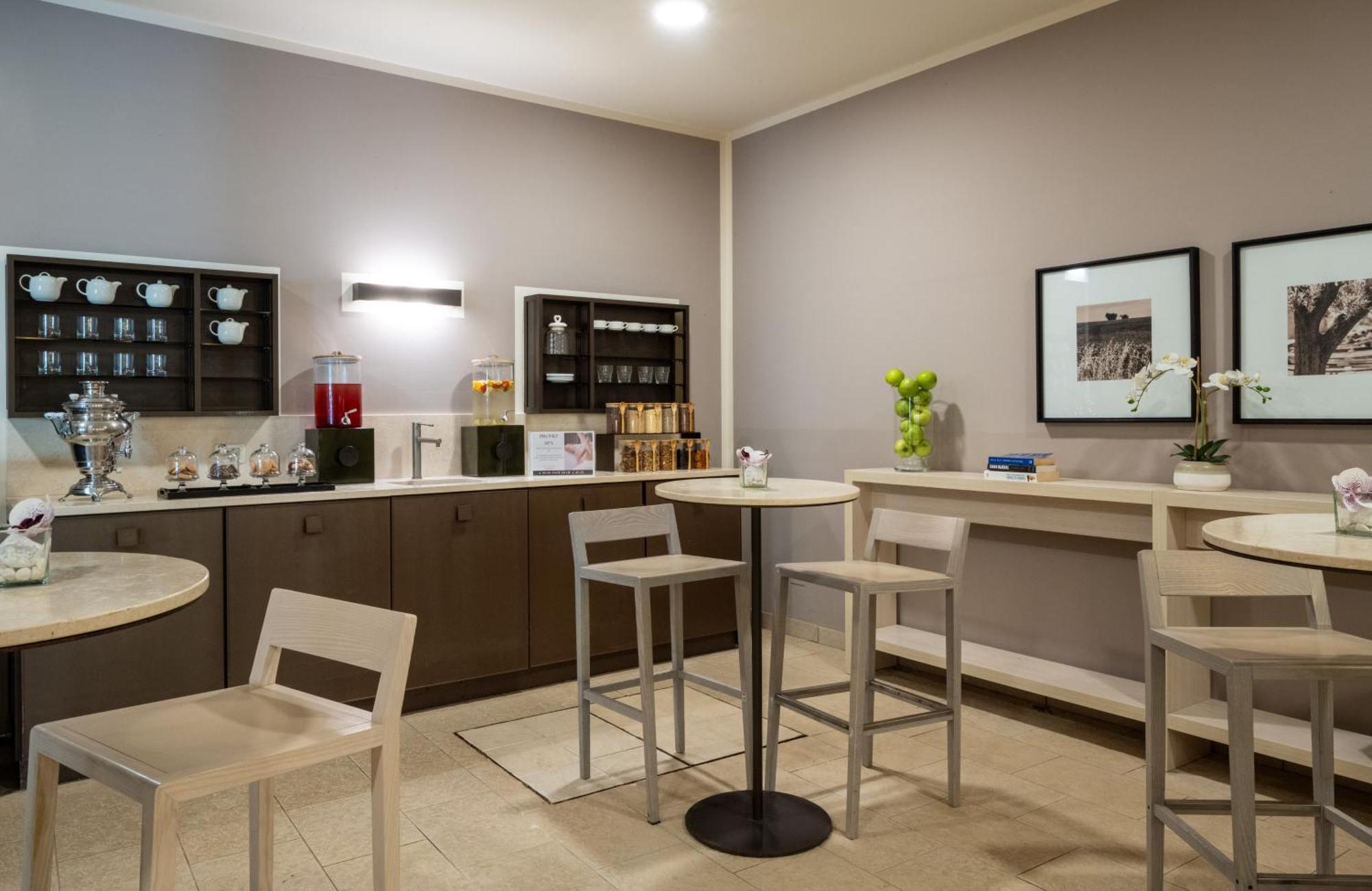Leonardo Hotel Lago Di Garda - Wellness And Spa Lazise Exteriör bild