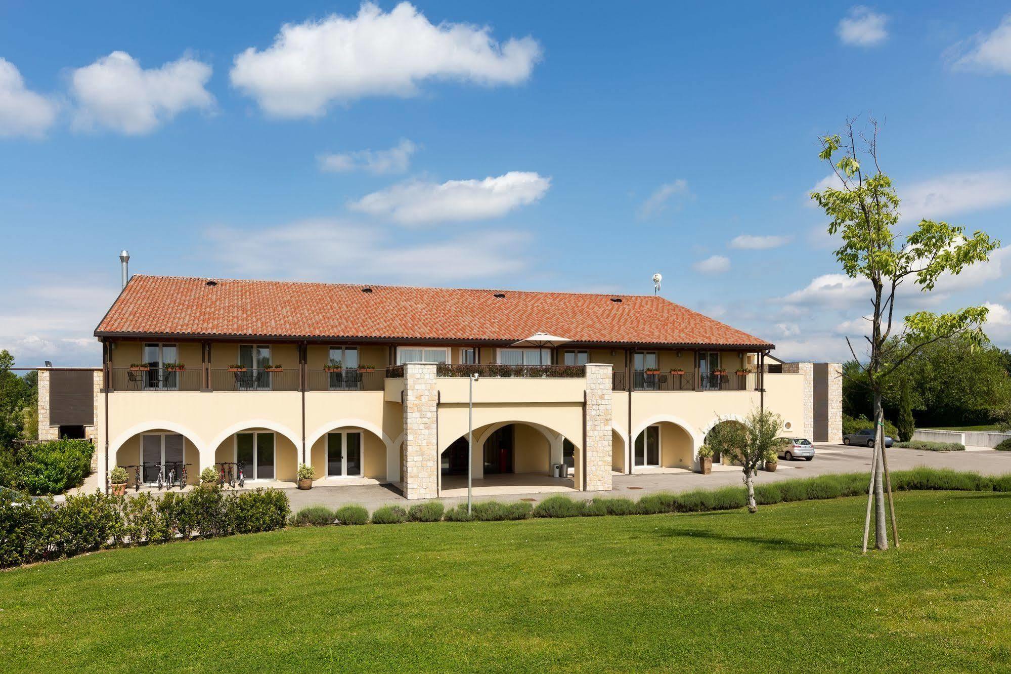 Leonardo Hotel Lago Di Garda - Wellness And Spa Lazise Exteriör bild